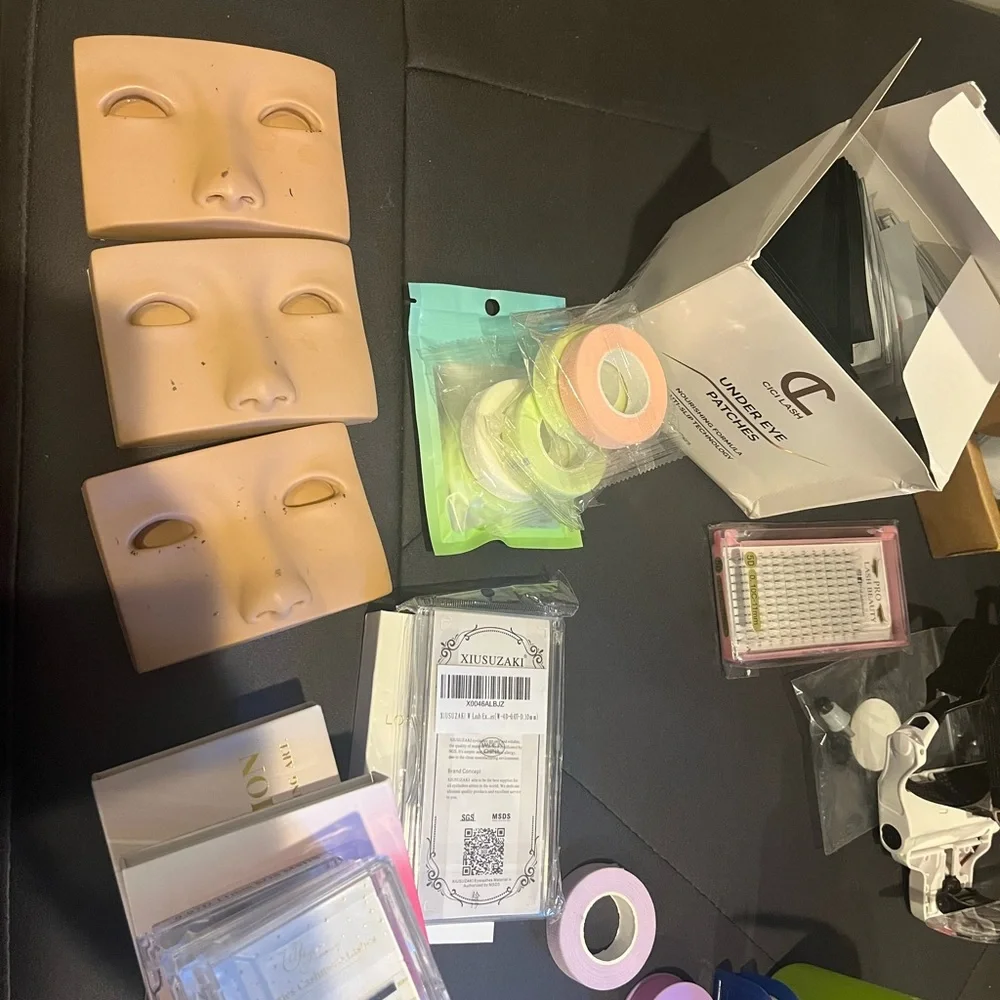 Eyelash Extension Tools Bundle – Tweezers, Brushes & Accessories Lot